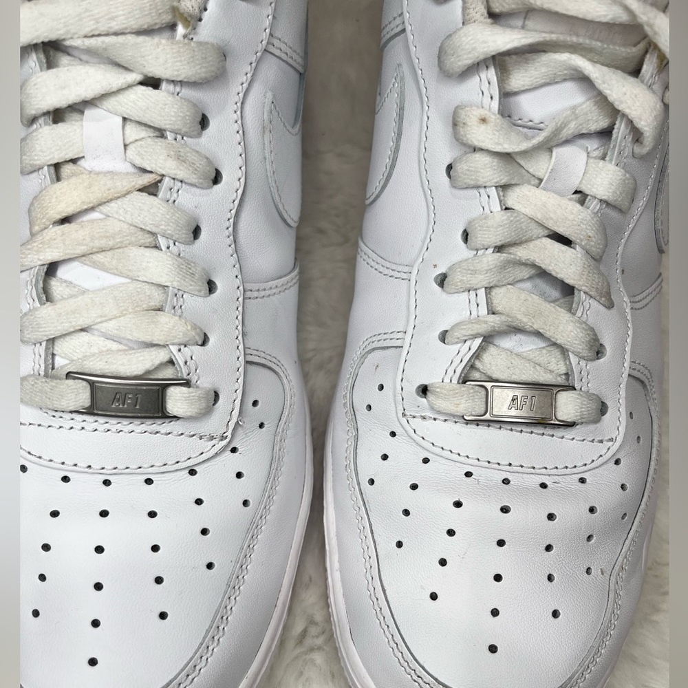 AF1 - Picture 4 of 5